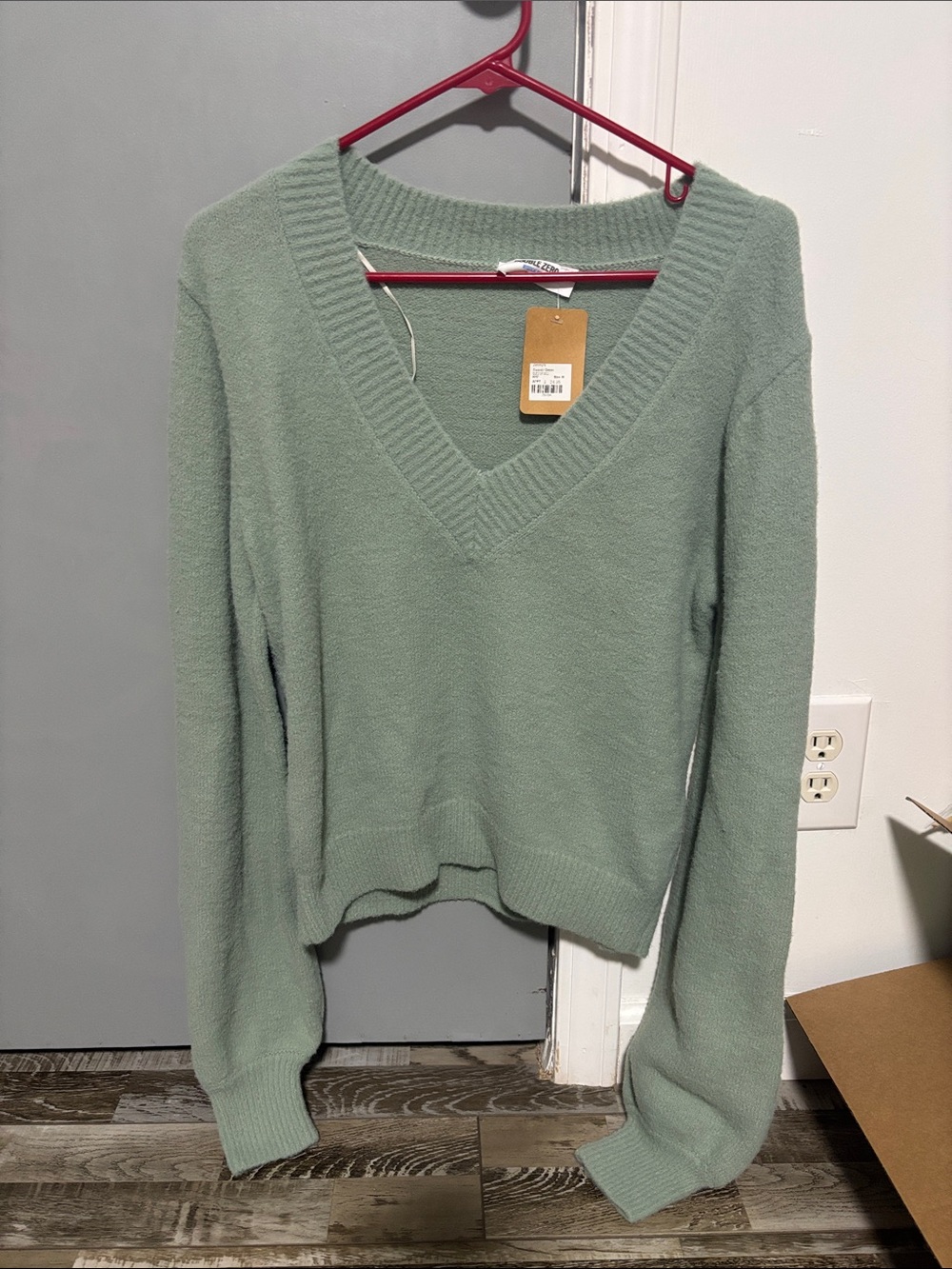 Double Zero V-Neck Sweater in Sage Green